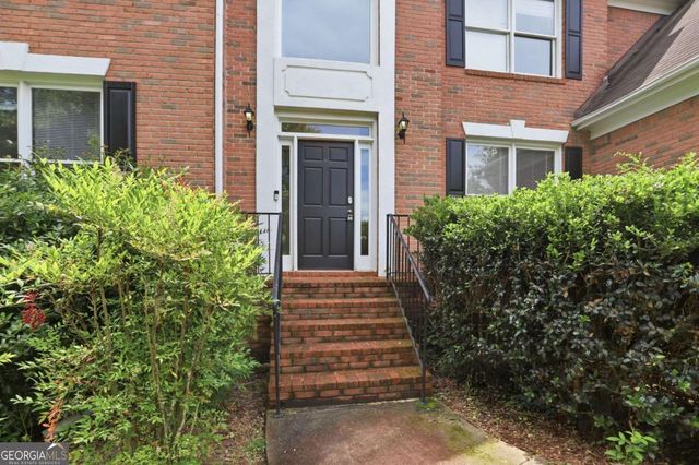 519 Emerald Lake Lane, Buford, GA 30518