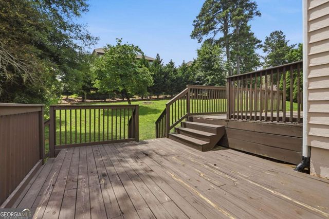 519 Emerald Lake Lane, Buford, GA 30518