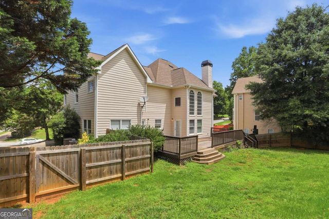 519 Emerald Lake Lane, Buford, GA 30518