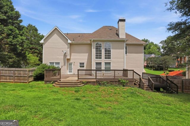 519 Emerald Lake Lane, Buford, GA 30518