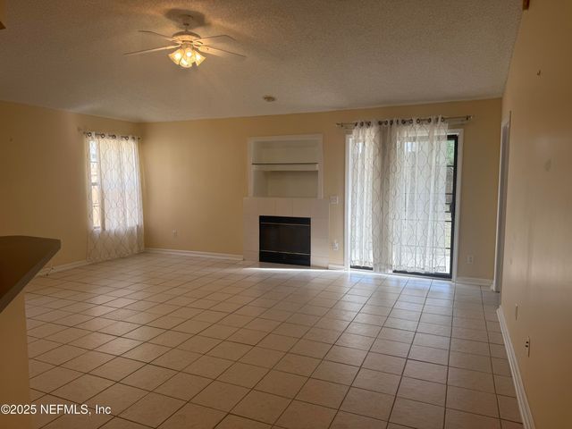 7441 CARRIAGE SIDE Court, Jacksonville, FL 32256