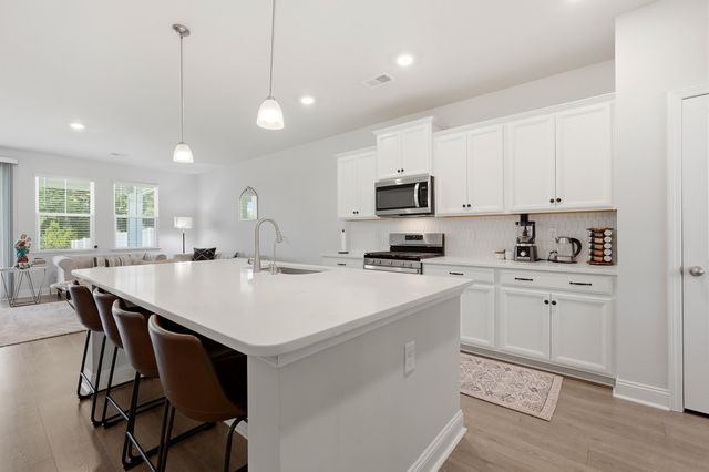 438 Calhoun Falls Dr., Myrtle Beach, SC 29579