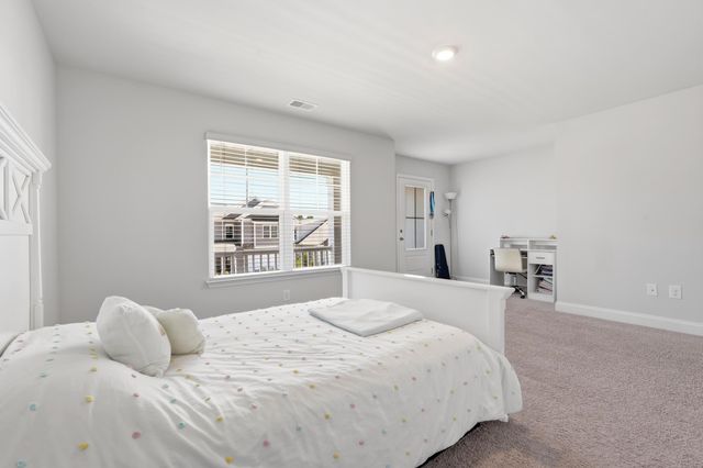 438 Calhoun Falls Dr., Myrtle Beach, SC 29579