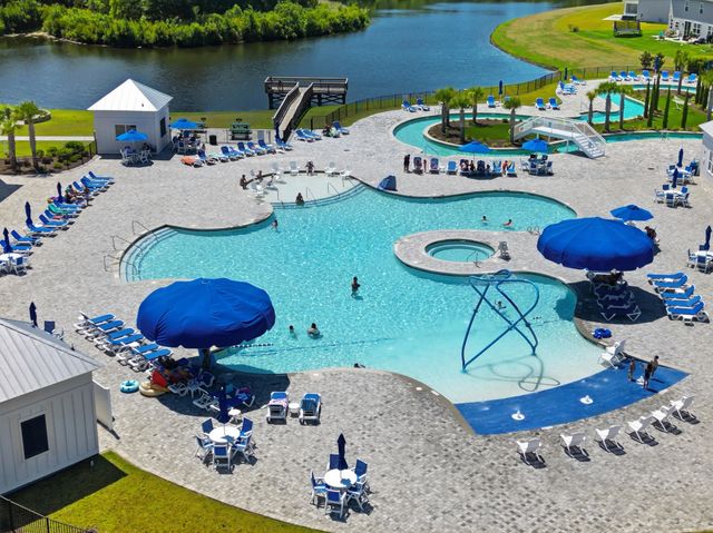 438 Calhoun Falls Dr., Myrtle Beach, SC 29579