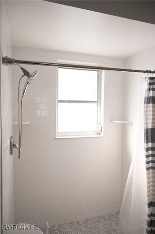 113 NE 11th TER, Cape Coral, FL 33909