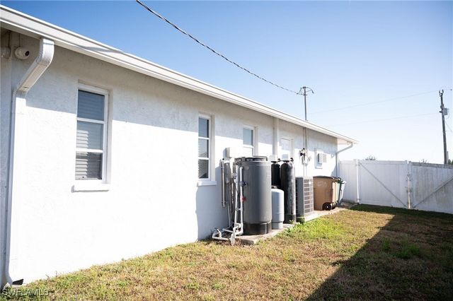 113 NE 11th TER, Cape Coral, FL 33909