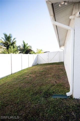 113 NE 11th TER, Cape Coral, FL 33909