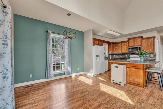 1158 Park Mountain TER, Huddleston, VA 24104