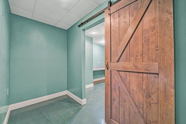 1158 Park Mountain TER, Huddleston, VA 24104