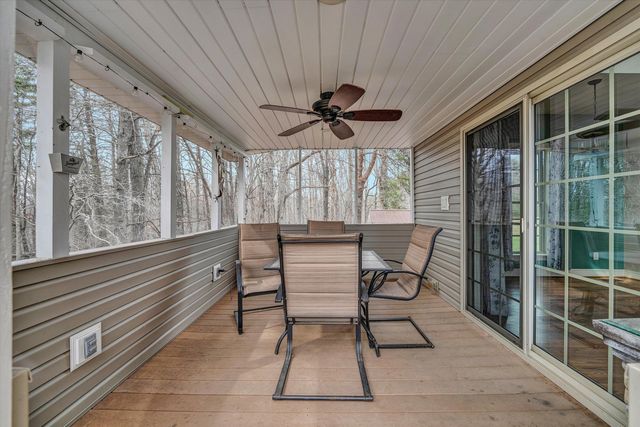 1158 Park Mountain TER, Huddleston, VA 24104