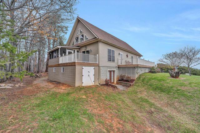 1158 Park Mountain TER, Huddleston, VA 24104