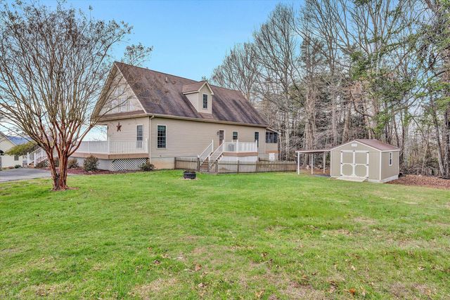 1158 Park Mountain TER, Huddleston, VA 24104