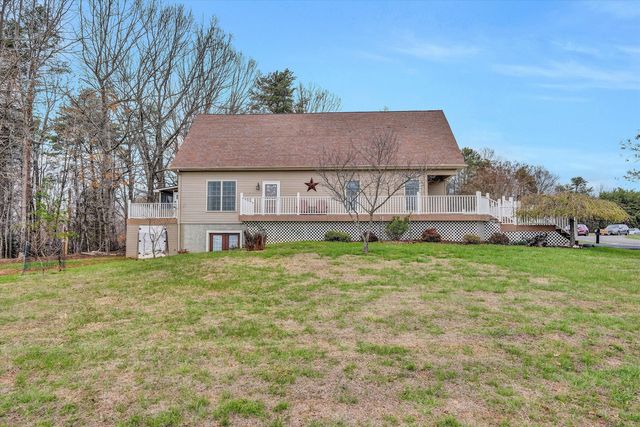1158 Park Mountain TER, Huddleston, VA 24104
