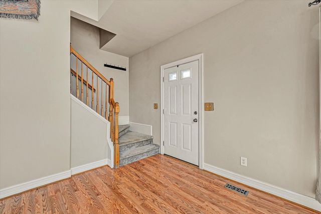 1158 Park Mountain TER, Huddleston, VA 24104