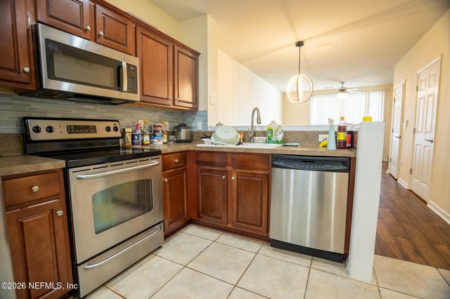 6794 ARCHING BRANCH Circle, Jacksonville, FL 32258