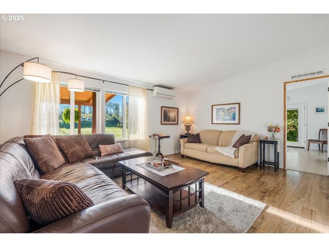 78527 POINT ADAMS Rd, Clatskanie, OR 97016