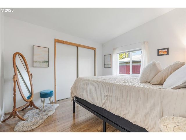 78527 POINT ADAMS Rd, Clatskanie, OR 97016