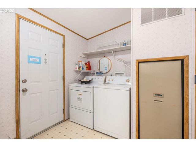 78527 POINT ADAMS Rd, Clatskanie, OR 97016