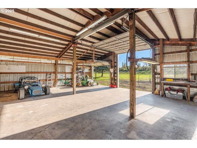 78527 POINT ADAMS Rd, Clatskanie, OR 97016