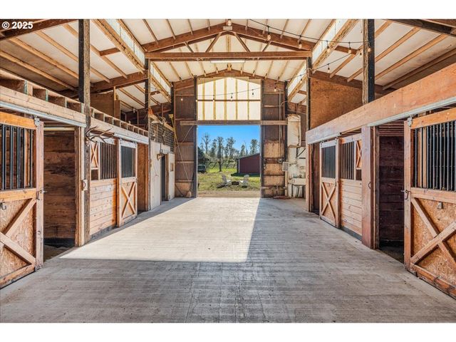 78527 POINT ADAMS Rd, Clatskanie, OR 97016