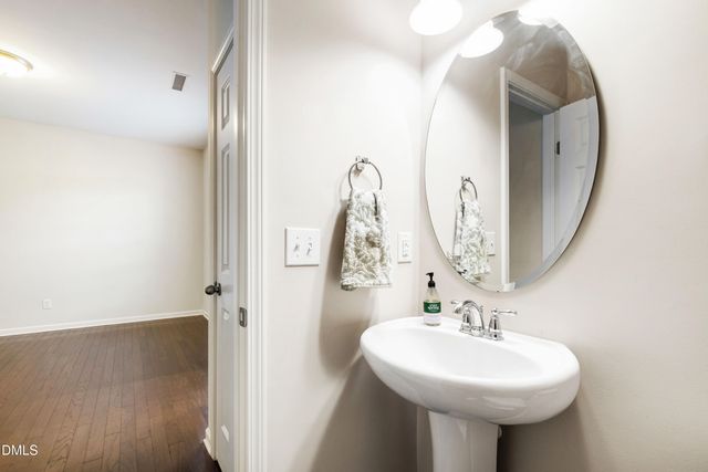 1118 Renewal Place, Raleigh, NC 27603