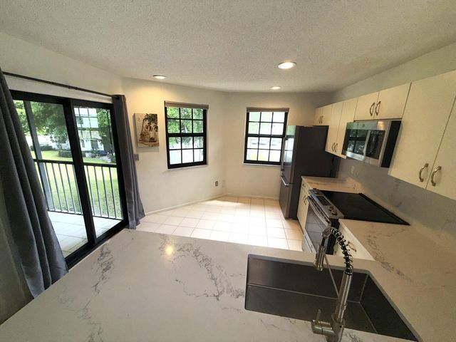 6690 Montego Bay Boulevard F, Boca Raton, FL 33433