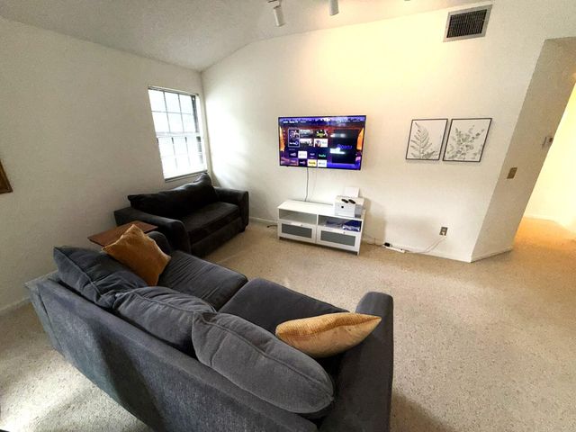 6690 Montego Bay Boulevard F, Boca Raton, FL 33433