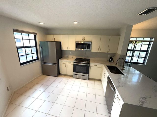 6690 Montego Bay Boulevard F, Boca Raton, FL 33433