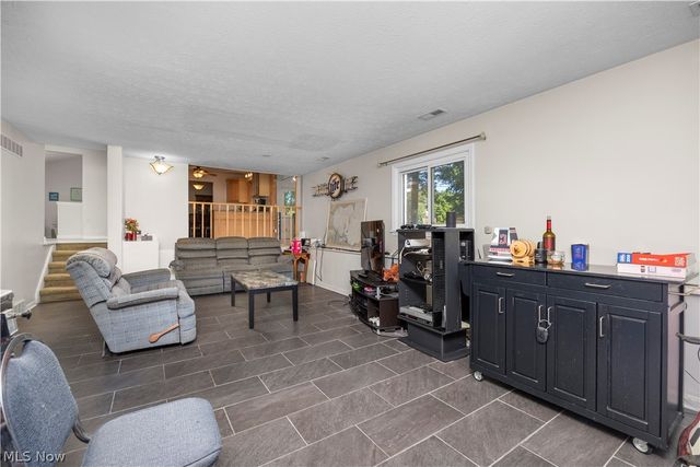 820 Lincoln Street, Amherst, OH 44001