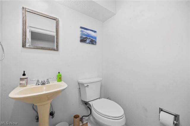 820 Lincoln Street, Amherst, OH 44001