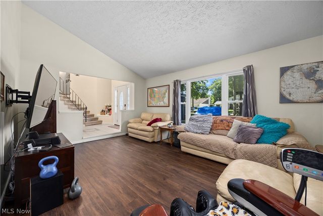 820 Lincoln Street, Amherst, OH 44001