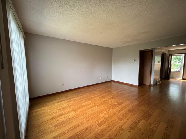 2367 Brandy Oaks Drive, Columbus, OH 43220