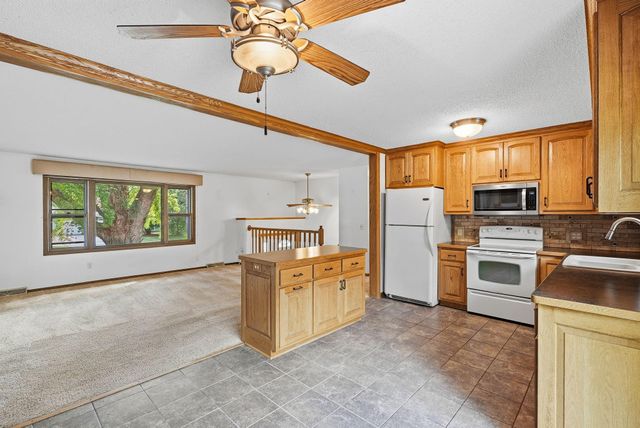 1939 168th Avenue NE, Ham Lake, MN 55304
