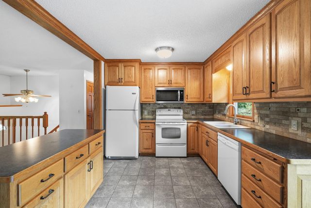 1939 168th Avenue NE, Ham Lake, MN 55304