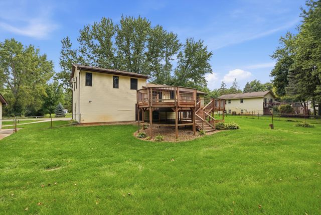 1939 168th Avenue NE, Ham Lake, MN 55304