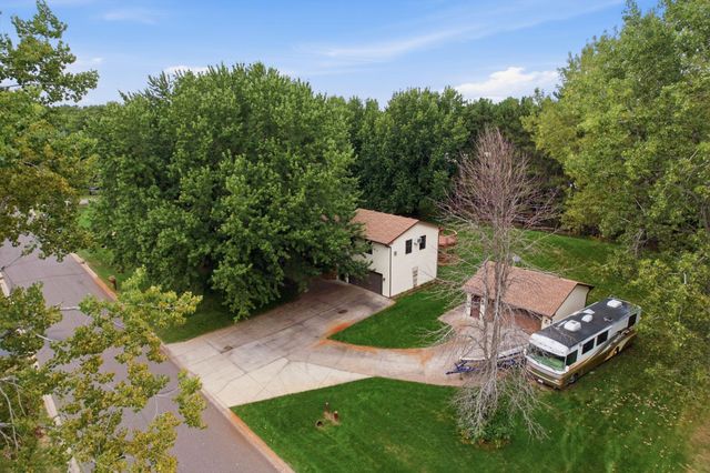 1939 168th Avenue NE, Ham Lake, MN 55304