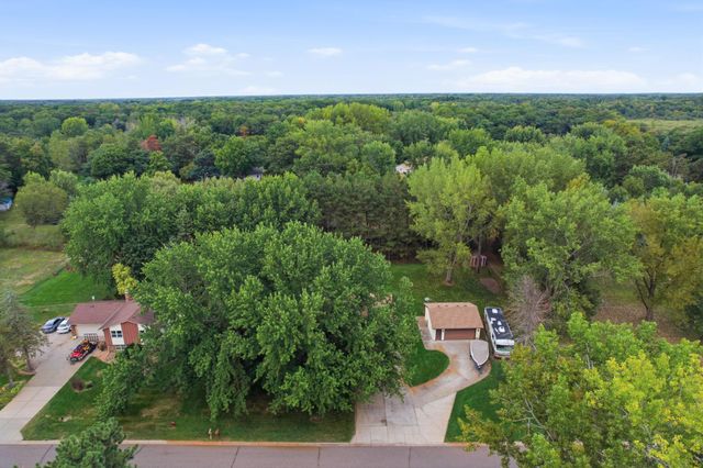 1939 168th Avenue NE, Ham Lake, MN 55304