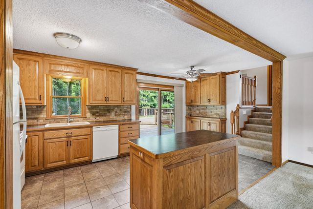 1939 168th Avenue NE, Ham Lake, MN 55304