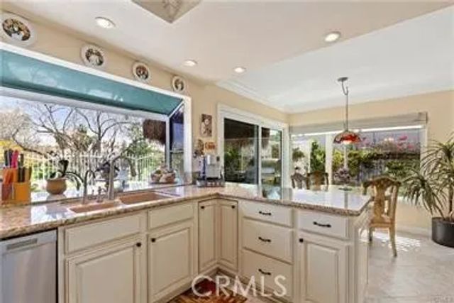 1812 Island, Fullerton, CA 92833