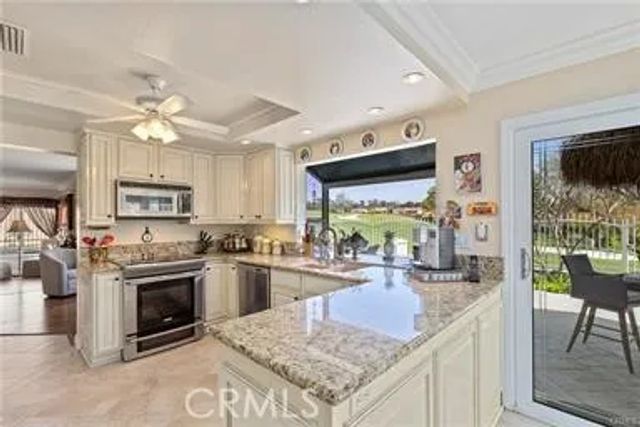 1812 Island, Fullerton, CA 92833