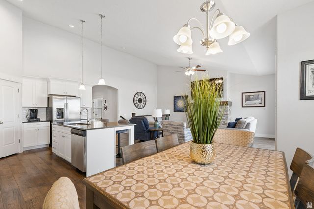 4868 N CANAAN PEAK DR, Eagle Mountain, UT 84005