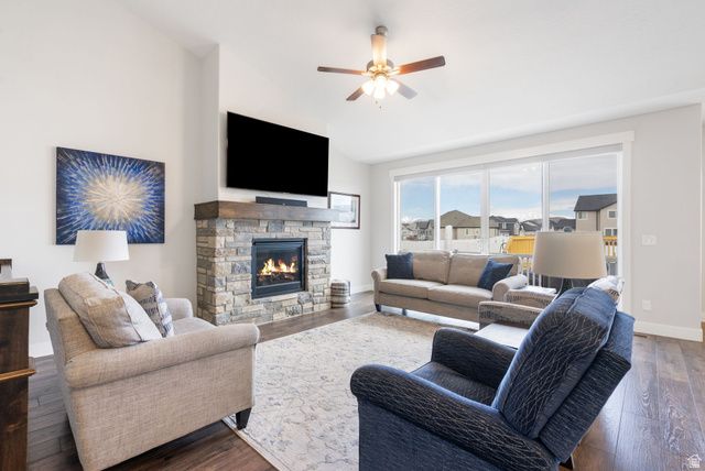4868 N CANAAN PEAK DR, Eagle Mountain, UT 84005