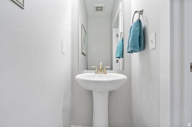 4868 N CANAAN PEAK DR, Eagle Mountain, UT 84005