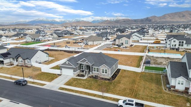 4868 N CANAAN PEAK DR, Eagle Mountain, UT 84005