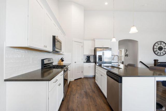 4868 N CANAAN PEAK DR, Eagle Mountain, UT 84005