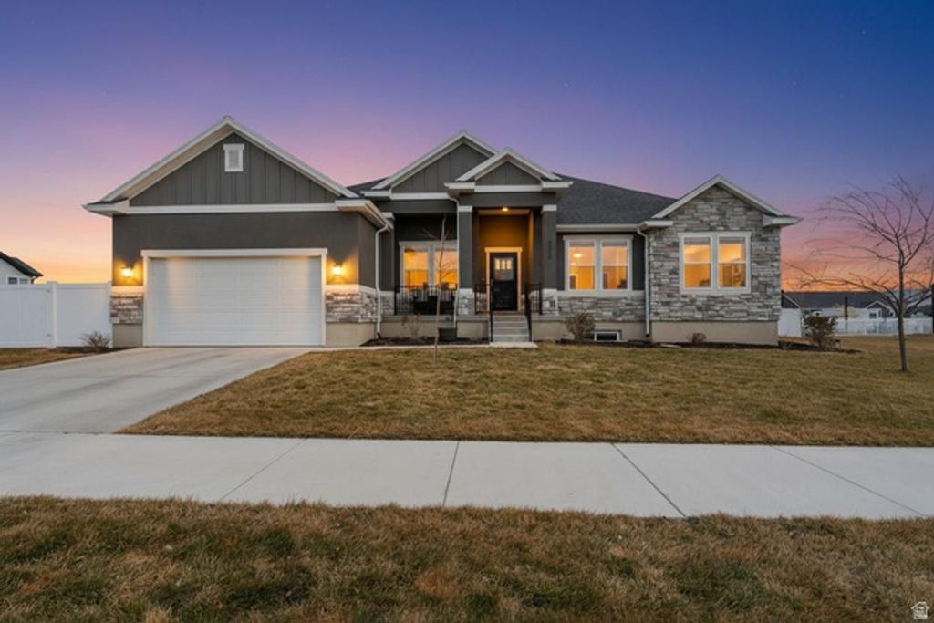 4868 N CANAAN PEAK DR, Eagle Mountain, UT 84005