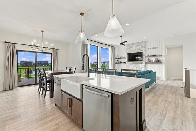 4711 NW 13th Street, Ankeny, IA 50023