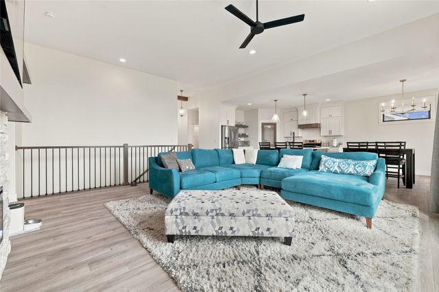 4711 NW 13th Street, Ankeny, IA 50023