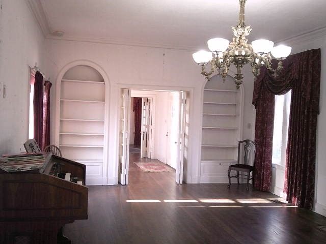 502 Mills Place, Corsicana, TX 75110