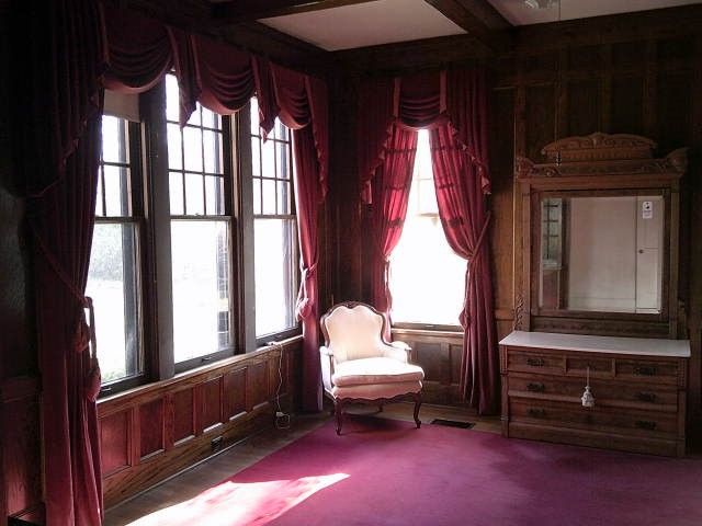 502 Mills Place, Corsicana, TX 75110